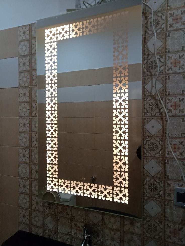 Decorative LED Mirror Pattern